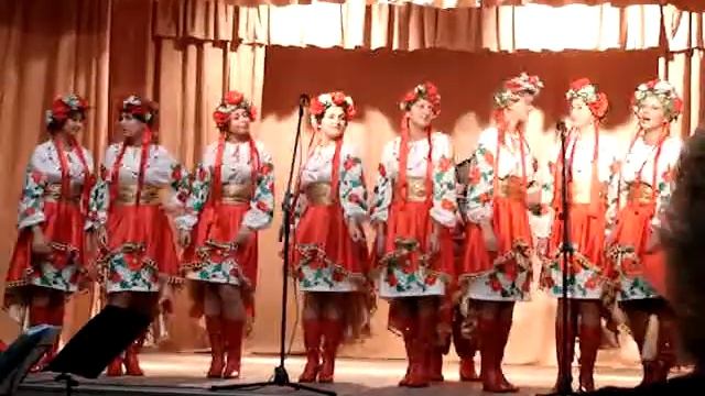 Українська народна пісня "Гарна Молодичка "
