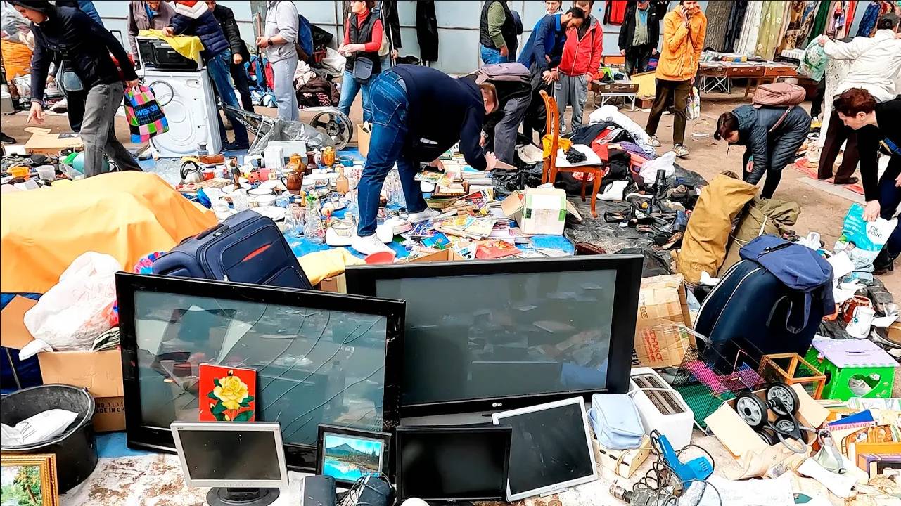 БАРАХОЛКА, как альтернатива магазину. Поход на Блошиный рынок Санкт-Петербурга / Уделка