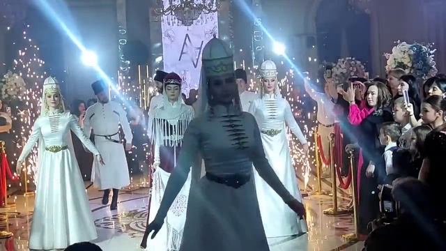 КАРАЧАЕВСКАЯ СВАДЬБА//