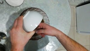 коптим свинину, куринные крылышки, и рыбу голец.