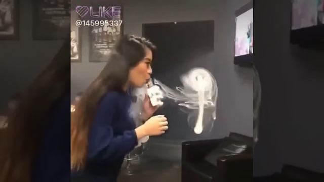 Классно трек Мой белый никотин смотреть онлайн