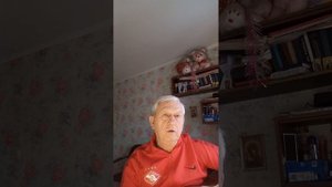 песня «История любви» слова и музыка Carlos Eleta Almaran. В русском варианте «В шумном городе».