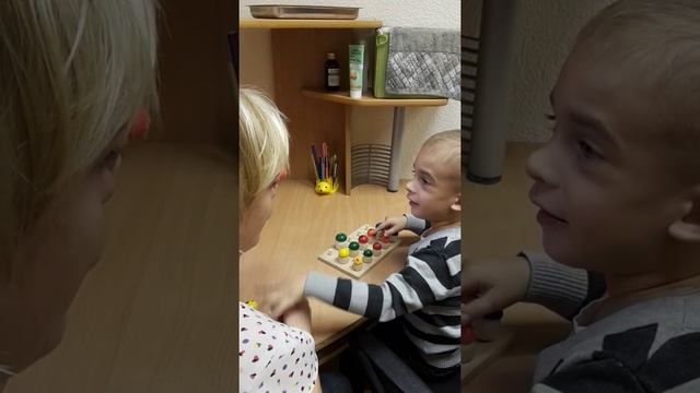 Моторная алалия. СДВГ. Занятие логопеда с ребенком с моторной алалией и СДВГ.