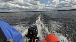 Altair 340active + Suzuki DF6AS. Брызги на транец
