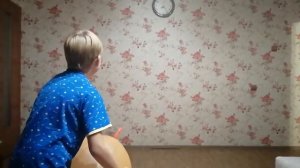 шарик 45 см кидаем слабо нормально силлно очень сильно и так далее