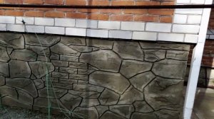Имитация кирпича и камня на цоколе