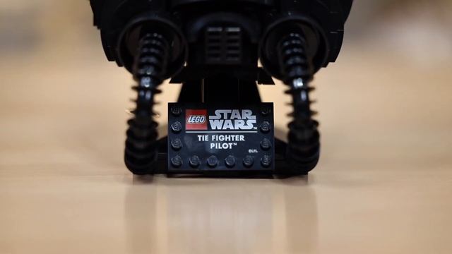 LEGO Star Wars TIE Fighter Pilot Helmet 2020 Set Review - 75274 смотреть онлайн