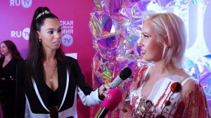 Клава Кока: я зря что ли сижу на диете и качаюсь?