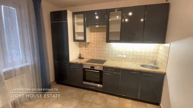 Продажа. 1 комнатной квартиры Симферопольский бульвар 15 корпус 5   Тел: +7(903)168-46-89