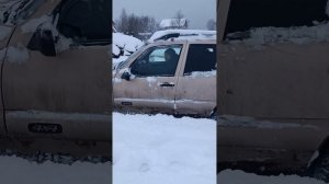 Нива Шевроле по глубокому снегу на Nokian Tyres Nordman