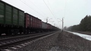 Електровоз ВЛ82М-081 з вантажним поїздом на перегоні Форпостна - Красний Лиман