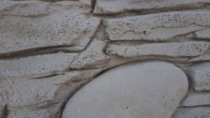 Имитация булыжника на цоколе