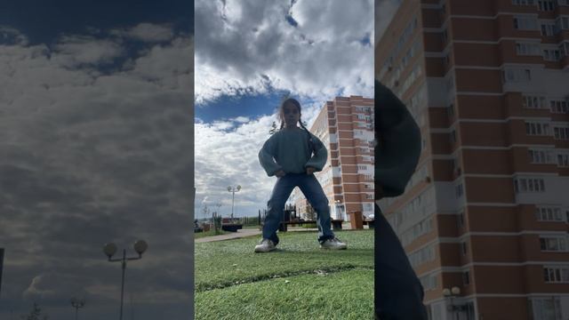 Дайте Люблю вас мои подписчички❤️ Скоро нас будет 1000 ❤️❤️❤️#реки #топ #Моника_Патимейкер смотреть онлайн