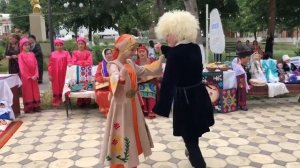 Мой Кайтаг. Поёт Патимат Галимова и Зурият Маммаева.