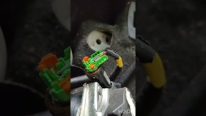 Отсоединение фишки ремня безопасности Airbag SRS подушки безопасности Hyundai Tucson 3