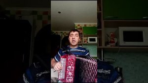 Пусть бегут неуклюже пешеходы по лужам