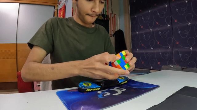 Why THIS $12 4x4 is my MAIN 4x4 Speedcube! | YJ ZhiSu Mini 4x4 - Unboxing + Review!