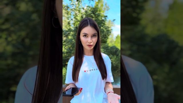 Интересно почему: почему выпадение волос у мужчин и женщин проходит по-разному смотреть онлайн