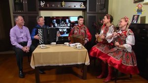 "ВАНЕЧКА НЕ БАЛУЙ ". Поёт ансамбль "Калина" в гостях у "Митрофановны".