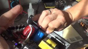 Apocalypse AAP-1200.1D горит clip и power
