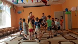 Подвижная игра "Горошина"