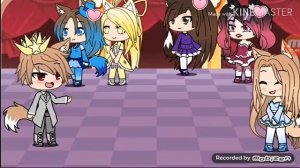 Зацепила меня ослепила меня до порога довела