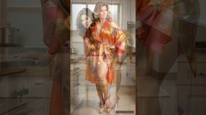 Gorgeous mature women at home (1)
