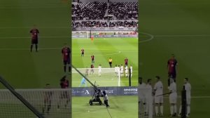 Ronaldinho's CRAZY GOAL in Legends Match! STILL GOT IT