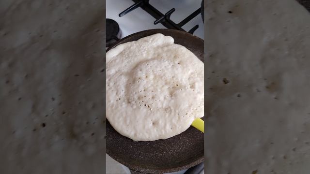 Дрожжевые блины на манке. рецепт.