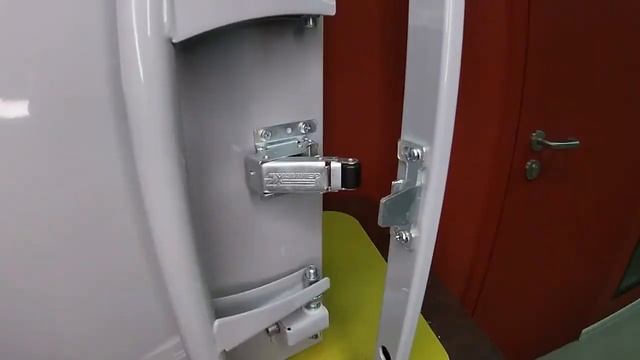 Как правильно открывать и закрывать люк  Стил