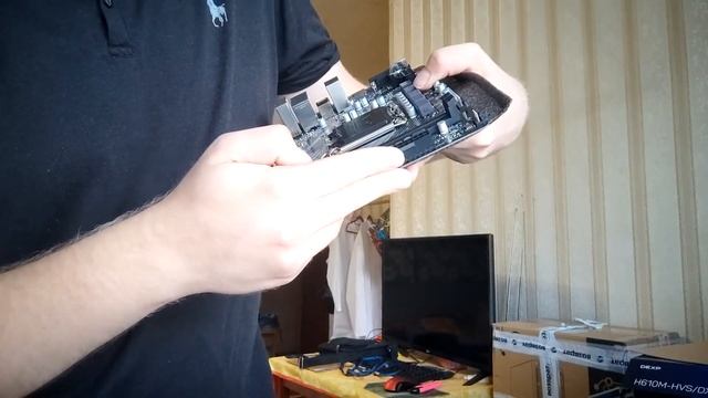 Материнка от DEXP. Обзор DEXP H610M-HVS/DX смотреть онлайн