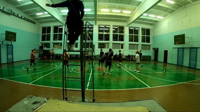 Тур 8. Герои - Негодяи (1/4)