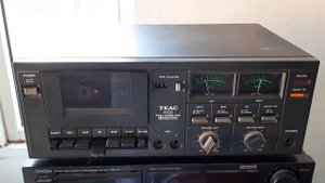 TEAC A 103 Stereo casette Tape Deck.