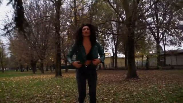 TRUE CONNECTION - MORIRÒ DA RE (COVER Maneskin vers. Acustica) смотреть онлайн