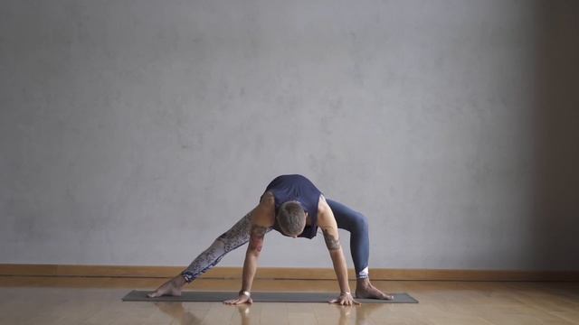 Подводящие к бадхаконасане#badhakonasana#подвижностьвтазобедрееном#подвижностьбедер#йогакаждыйдень