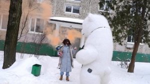 Мишка поздравляет королеву! Поздравление белый мишка