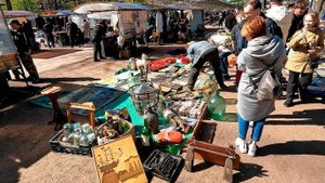 Конец дня и начинается халява ... - блошиный рынок или секонд хенд наизнанку. Барахолка на Удельной