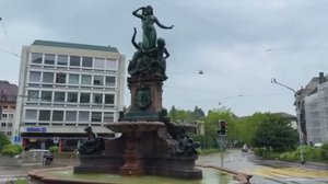 Пешеходная экскурсия по Санкт-Галлену, Швейцария в дождливый день 4K Самые красивые города Швейцарии