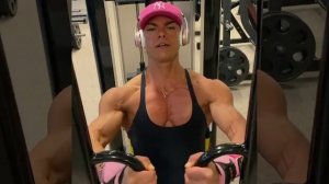 Pink hat means it's pec day.