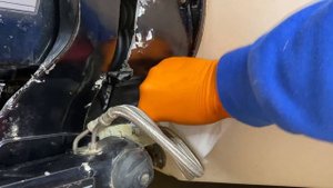 Replace Mercruiser outdrive Anodes  - Alpha one gen 1(2) / Bravo