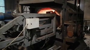Загрузочная машина Т08 в работе
