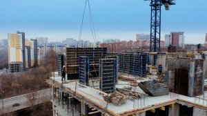 Высотный дом "Подкова на Ванеева". Итоги осени