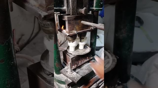 Изготовление деталей светльника.
