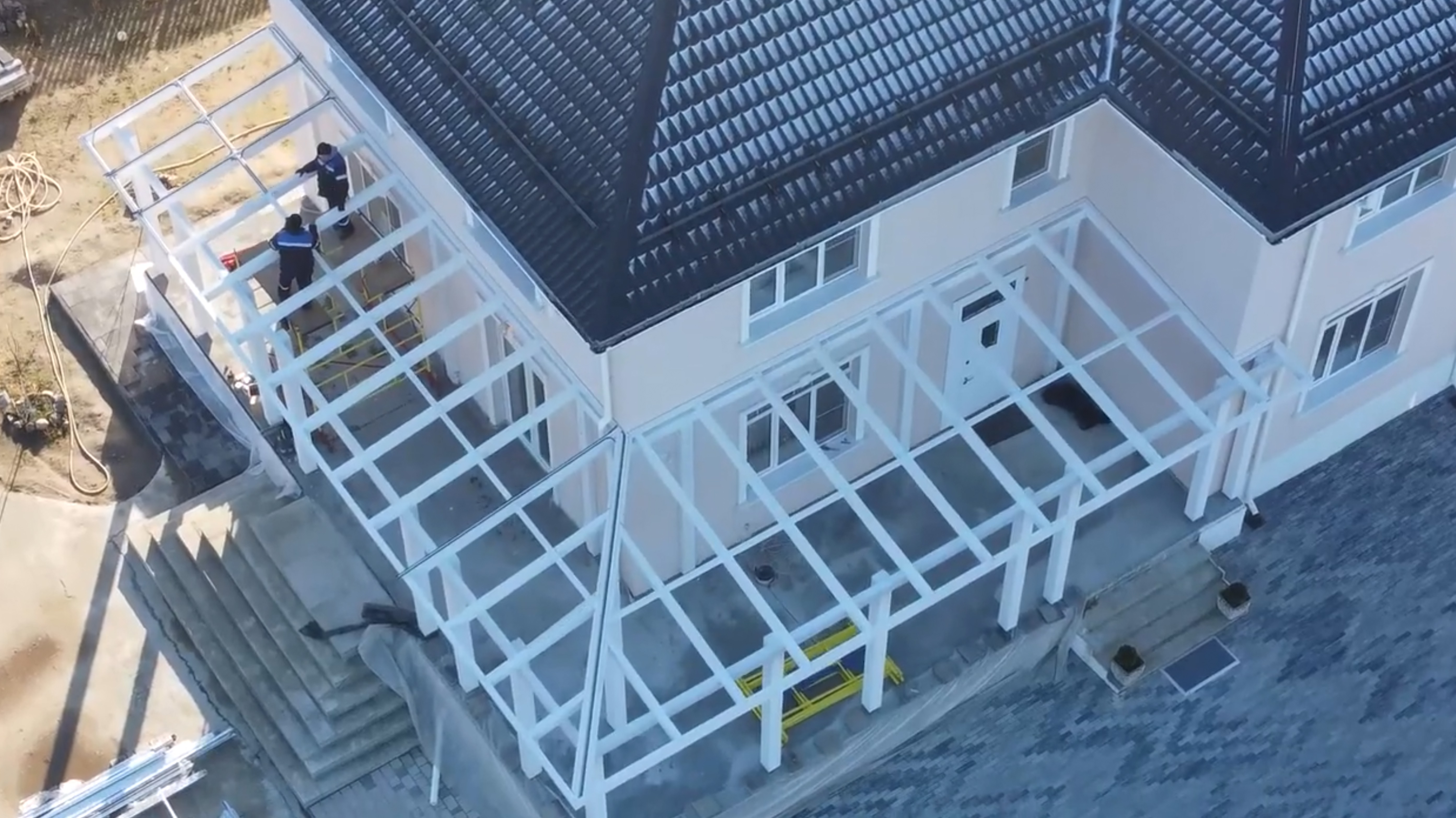 СТРОЙКА.  Стеклянная веранда.  Умный дом: сценарий против воров. смотреть онлайн