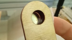 Безболезненная для зеркал юстировка лазера.