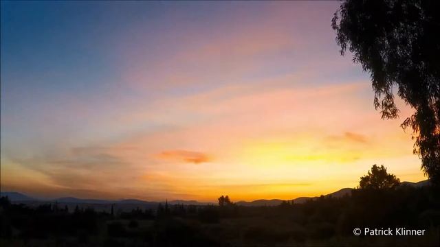 Athens Marousi Sunset Timelapse смотреть онлайн