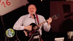 "У реки страдает парень"- Вячеслав Торкаев