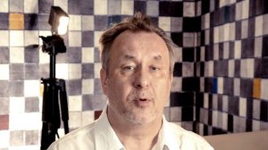 Профессор Волков 16. СЛЕД ОТ НЕВИДИМКИ НА ФОНЕ ЯБЛОНИ