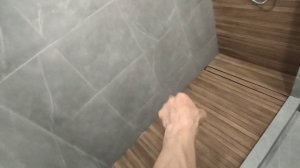 Ванная комната с душем. ЖК Большой каретный.