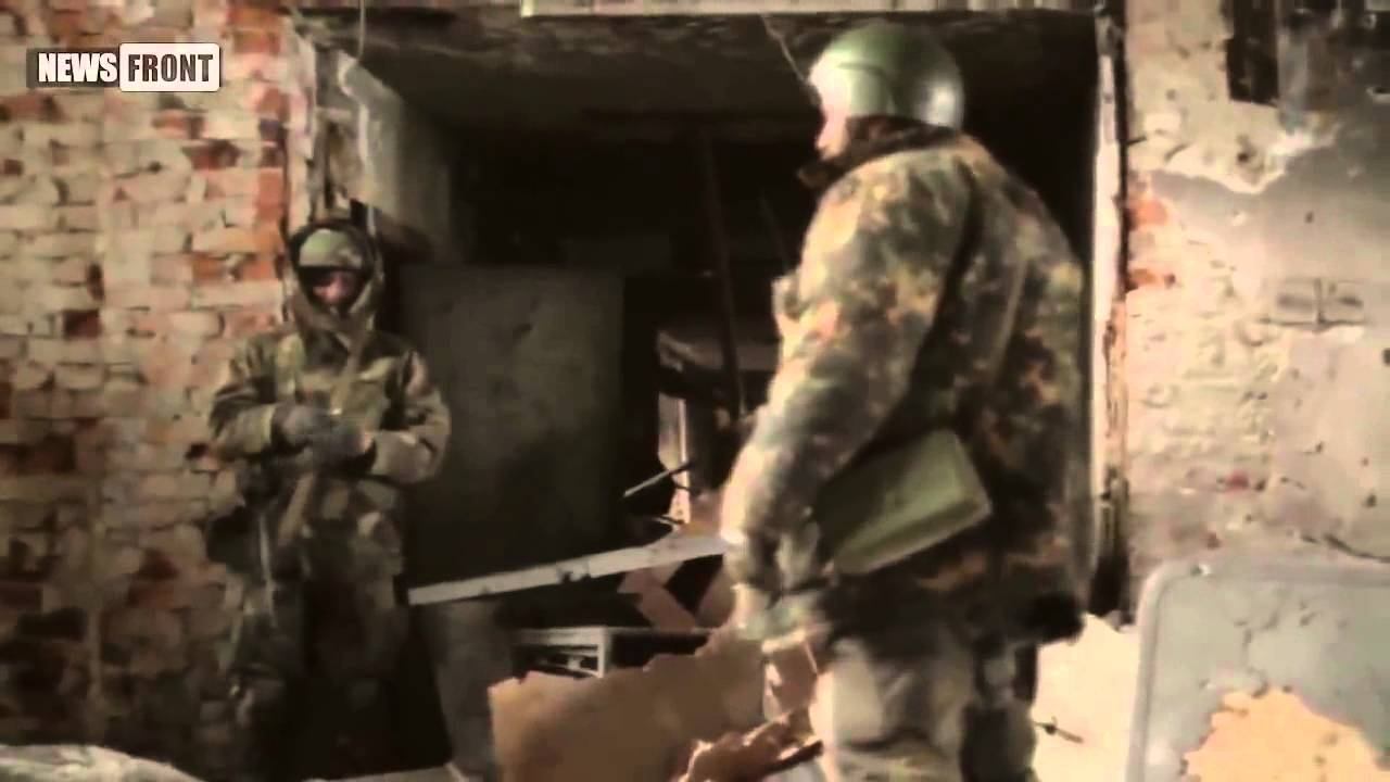 Зачистка старого терминала в Донецком Аэропорту Ополченцы, Новороссия смотреть онлайн